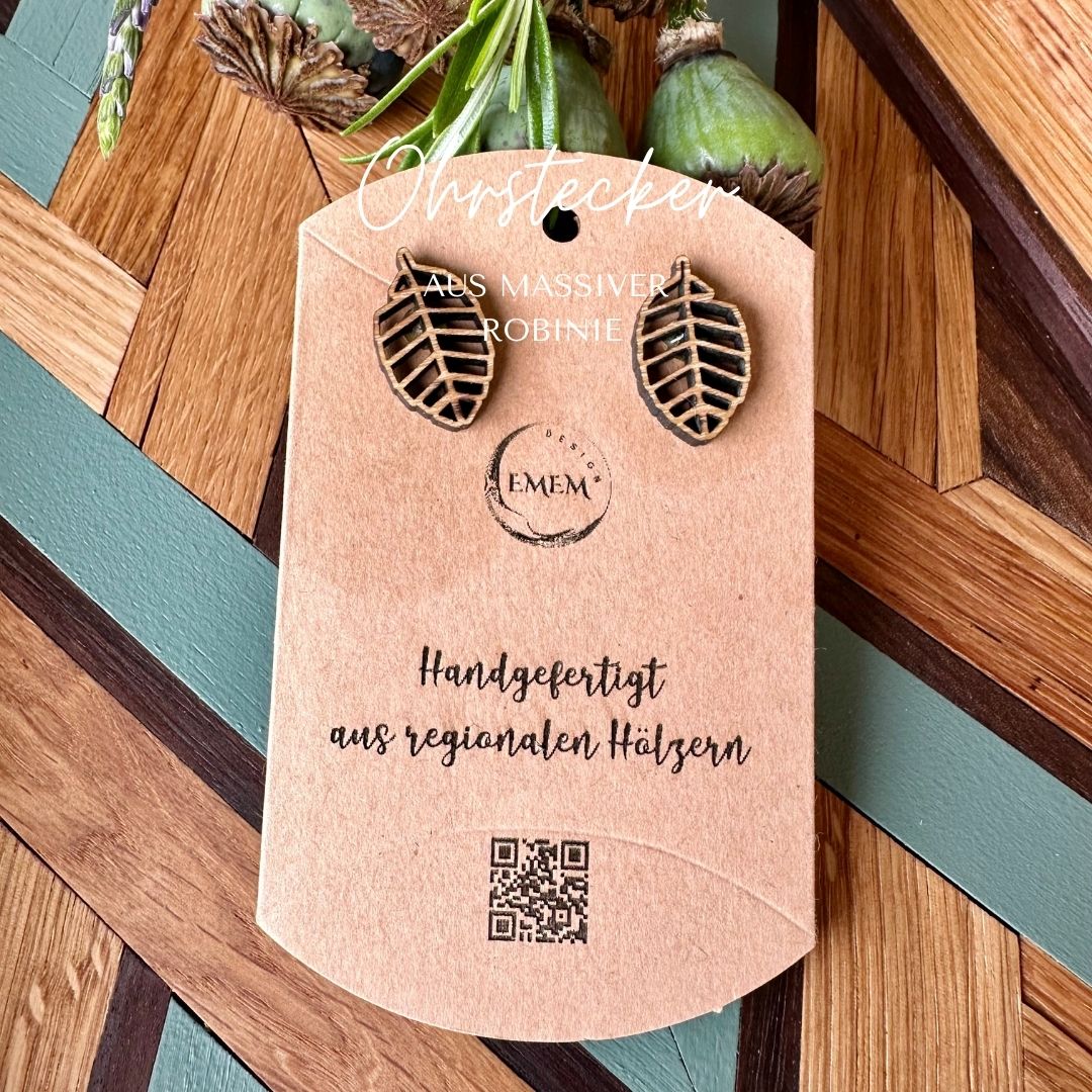 Handgefertigte Ohrstecker aus  Robinie