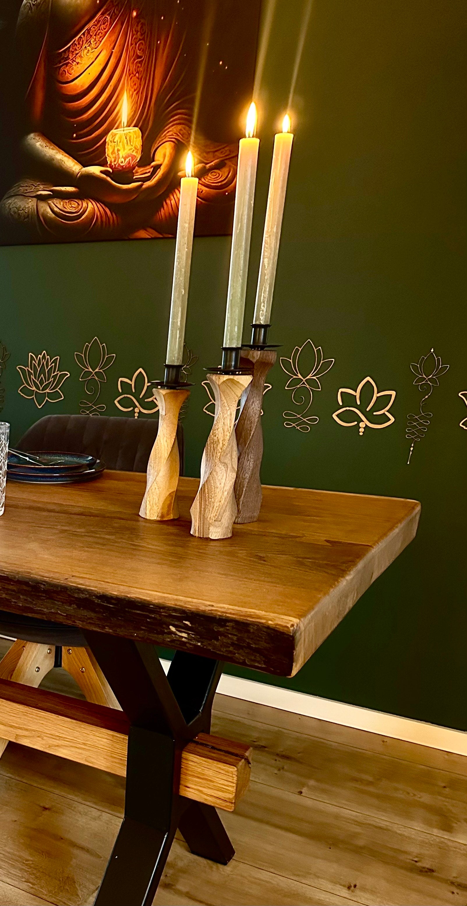 Kerzenleuchter gedrechselt aus massivem Walnussholz